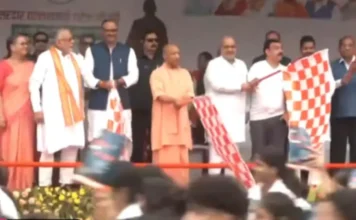 सरदार पटेल की 150वीं जयंती: एकता दिवस पर रन फॉर यूनिटी के लिए सीएम योगी ने दिखाई हरी झंडी, बदली रहेगी यातायात व्यवस्था