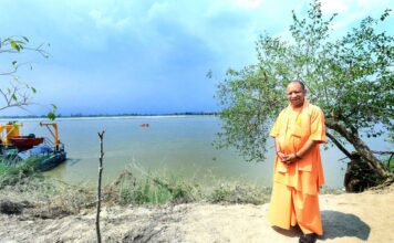 ‘एक पेड़ मां के नाम’ की तर्ज पर चेकडैम, तालाब और ब्लास्टकूप निर्माण को बनाएं जनांदोलन: मुख्यमंत्री योगी